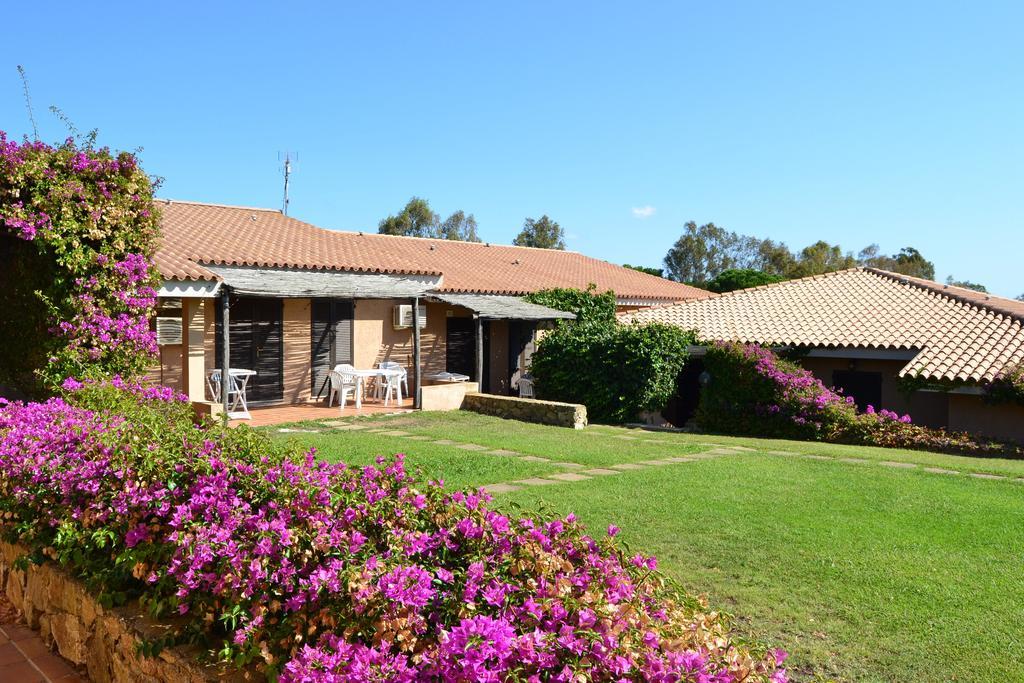 Residence Porto Mannu Палау Екстериор снимка